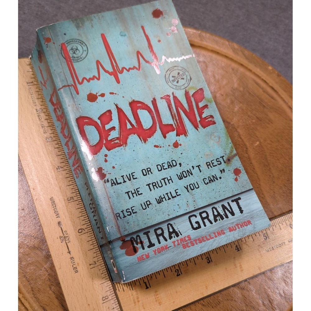 Deadline Mira Grant Seanan McGuire Newsflesh Series Book 2 First Edition PB 2011 - Picture 2 of 13